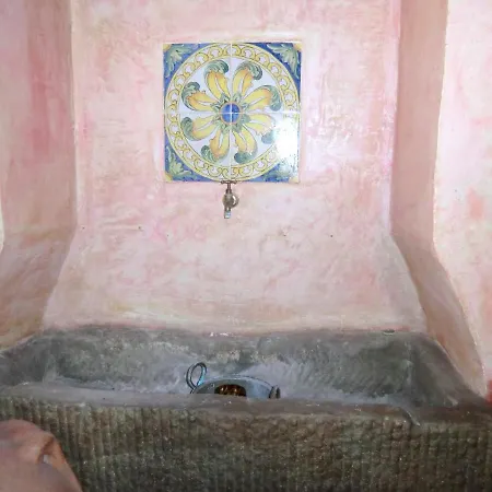 2 Bedrooms House With Shared Pool Jacuzzi And Furnished Terrace At * Calenzano